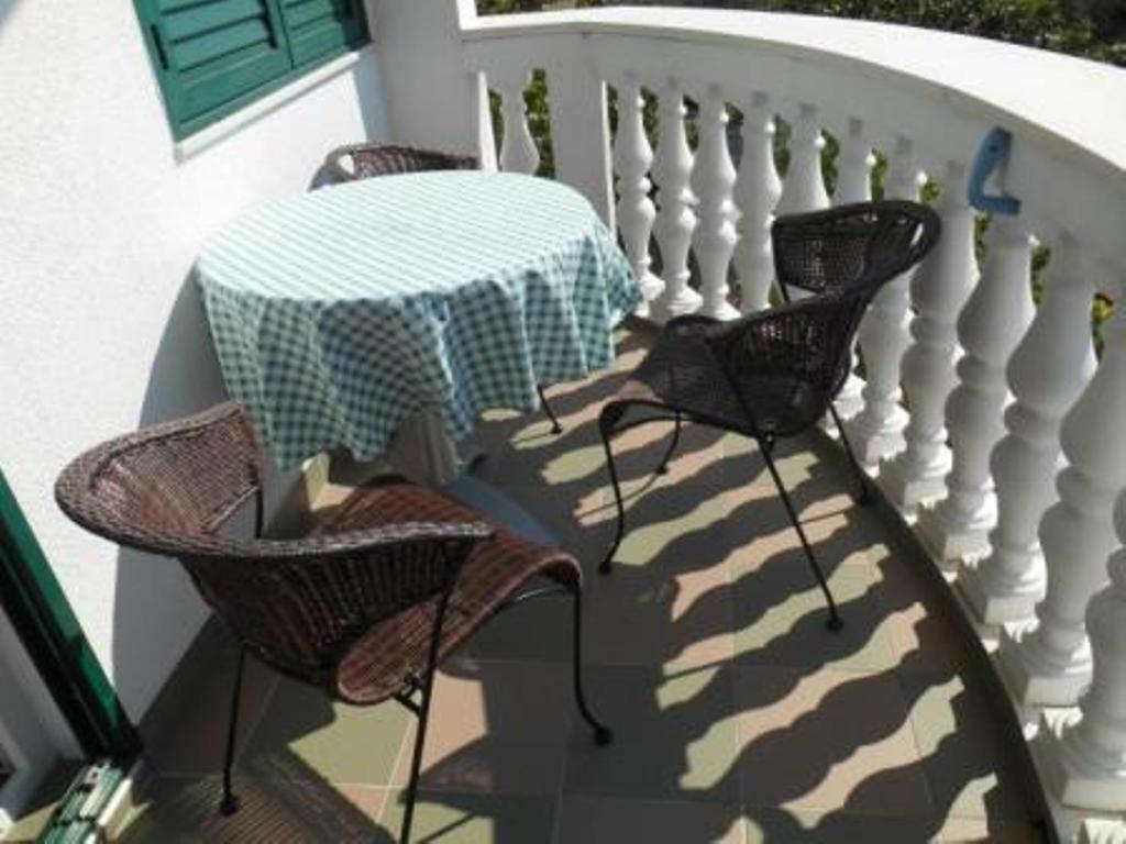 Apartmani Vukicevic Vodice Esterno foto