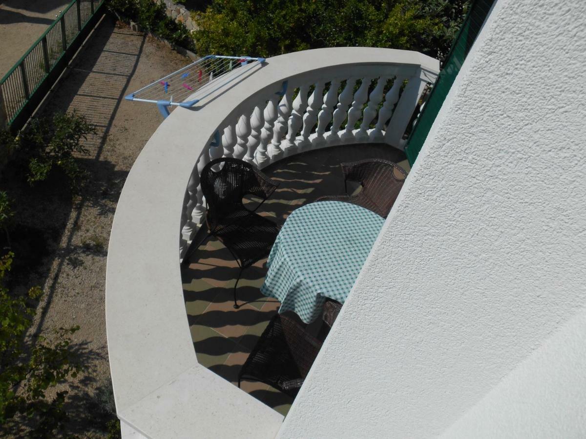 Apartmani Vukicevic Vodice Esterno foto