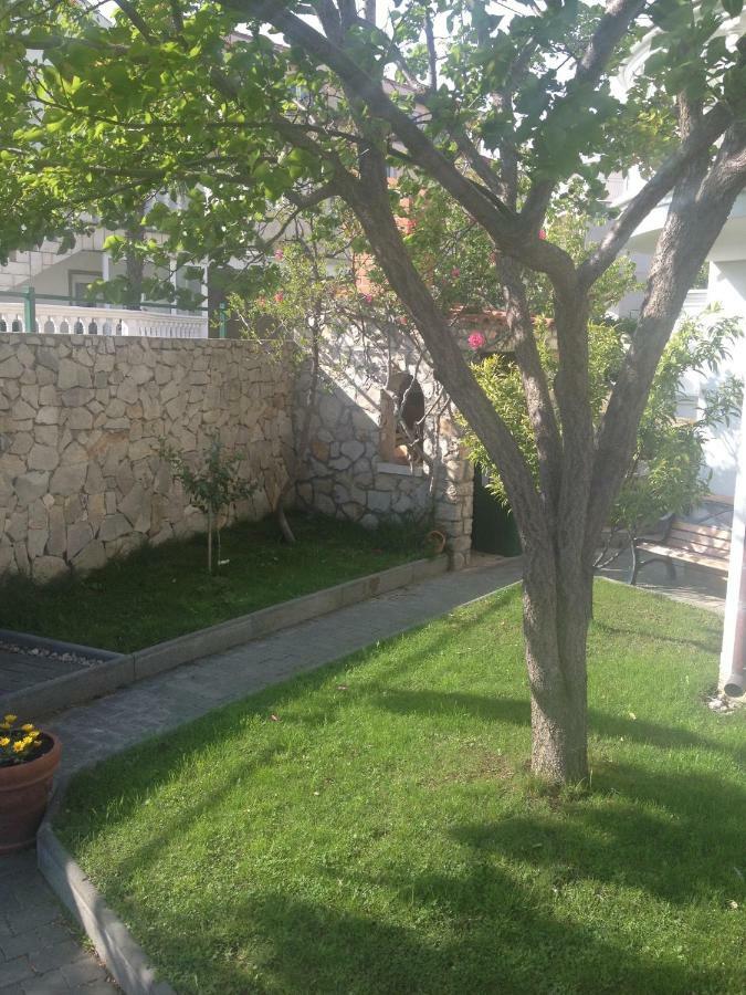 Apartmani Vukicevic Vodice Esterno foto